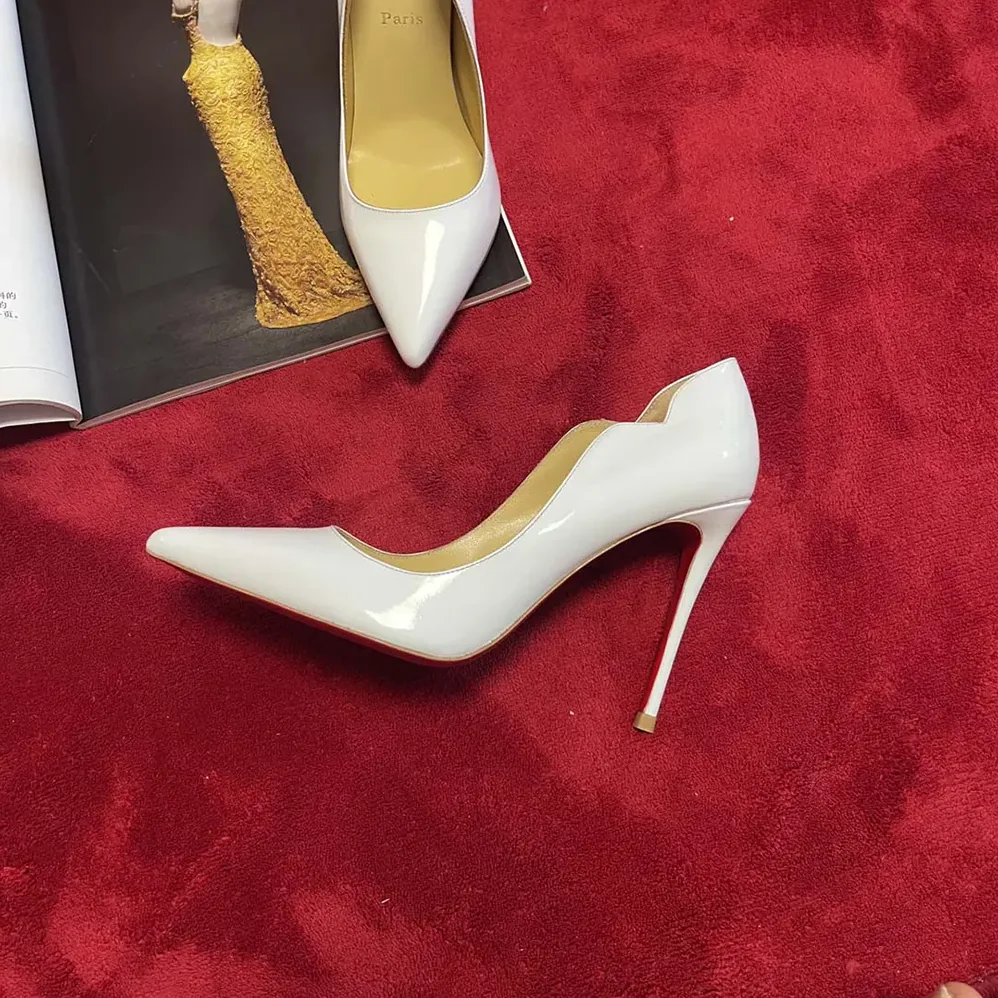 Christian Louboutin Hot Chick 100 mm Pumps Patent Calf Leather White for Women Christian Louboutin Hot Chick 100 mm Pumps Patent Calf Leather White for Women