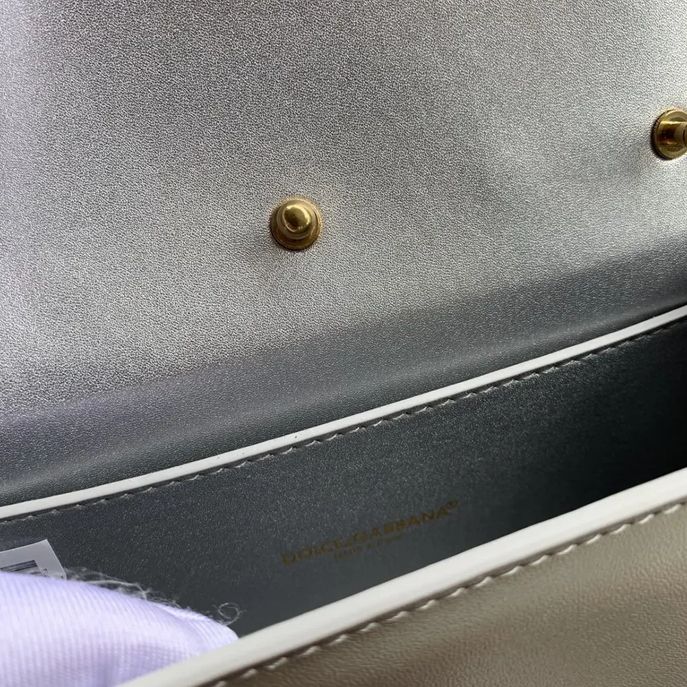 Dolce Gabbana D&G Medium Devotion Bag in Mordore Nappa Leather for Women in Silver