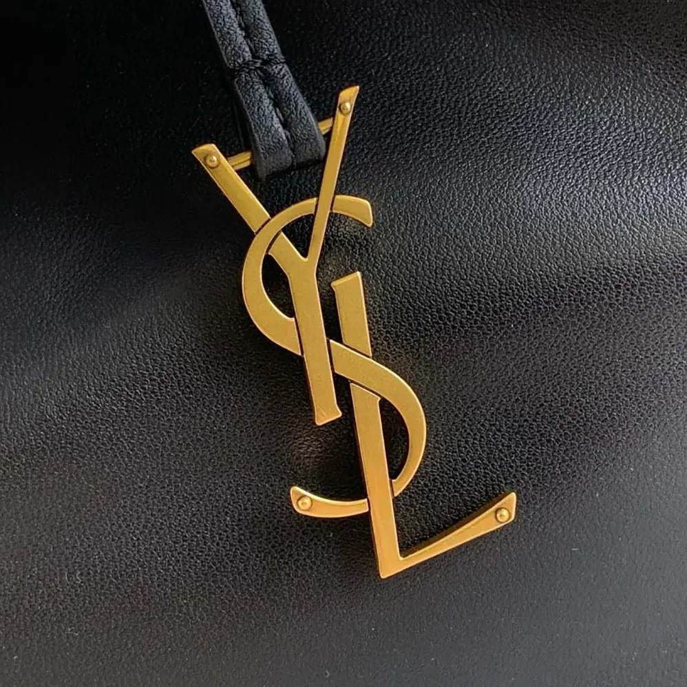 Saint Laurent YSL ParisVii Pochon in Lambskin for Women