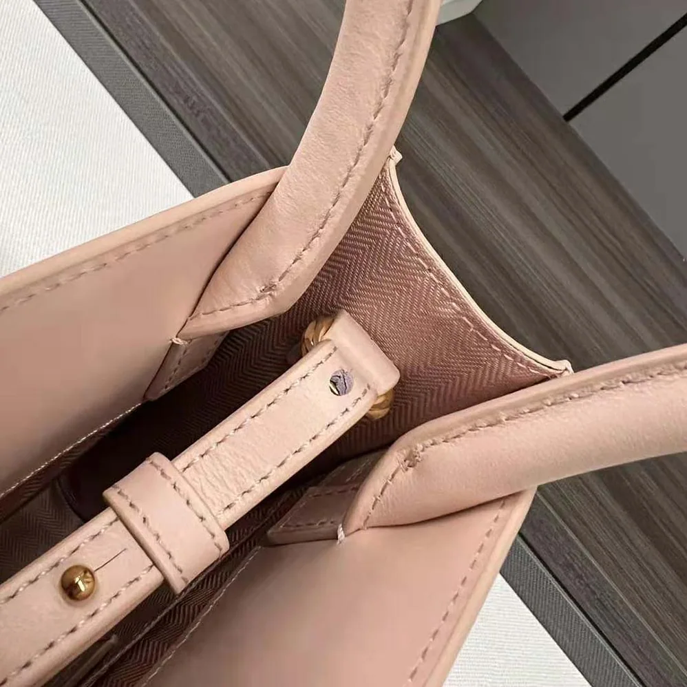 Loewe Standard A5 Tote in Sleek Calfskin for Women in Pink Loewe Standard A5 Tote in Sleek Calfskin for Women in Pink