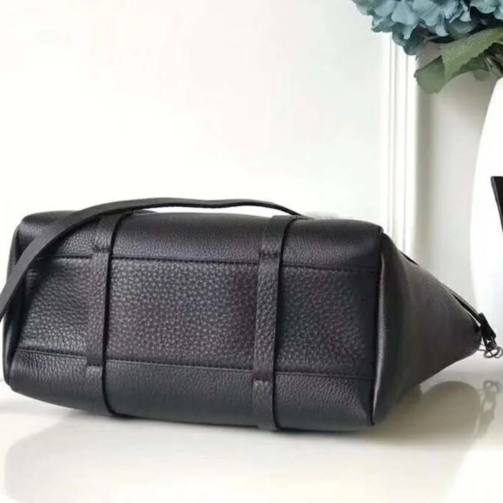 Balenciaga Everyday Tote XS Calfskin Tote with Thin Handles for Women