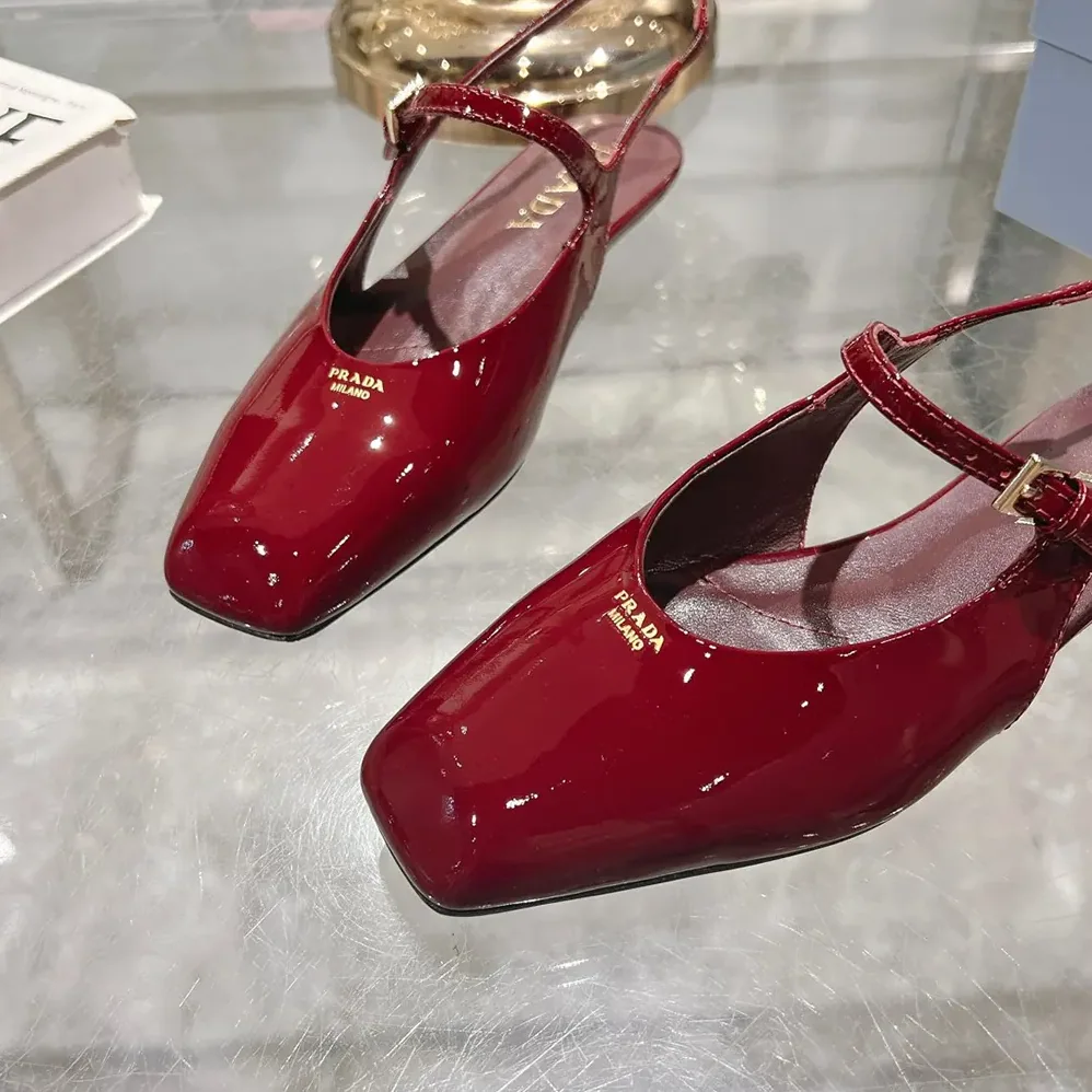 Prada Patent Leather Slingback Ballerinas for Women in Red Prada Patent Leather Slingback Ballerinas for Women in Red