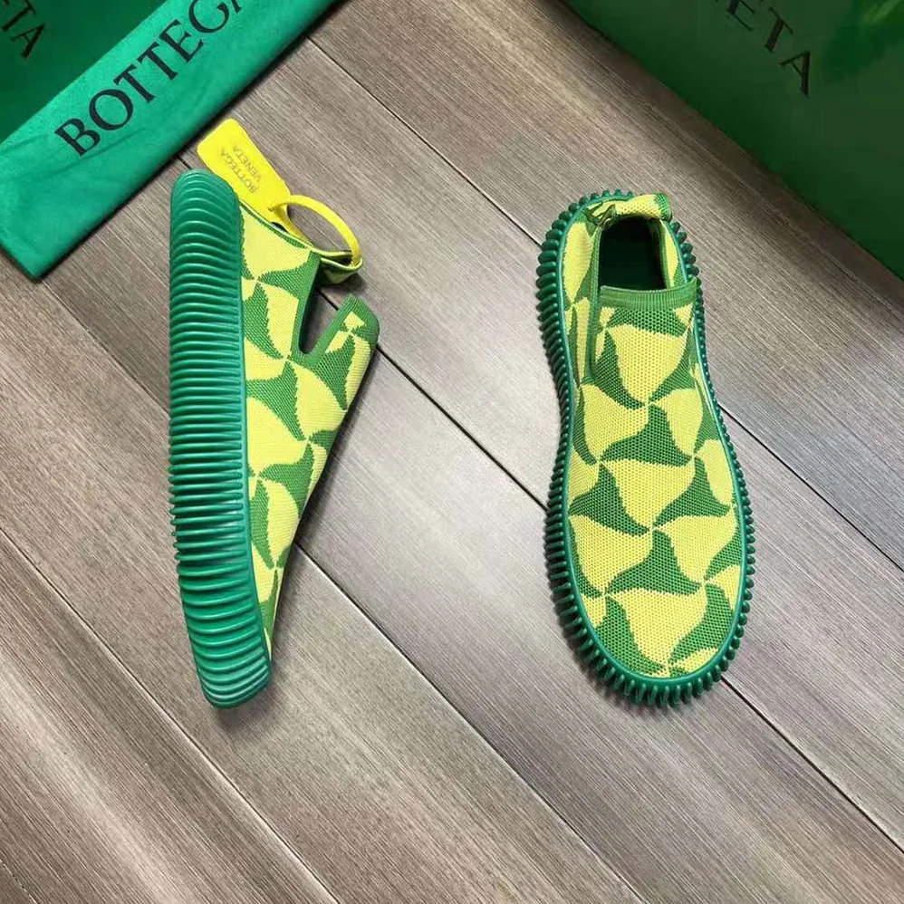 Bottega Veneta Ripple Wavy Triangle Tech Knit Slip-on Sneakers for Unisex in Lime