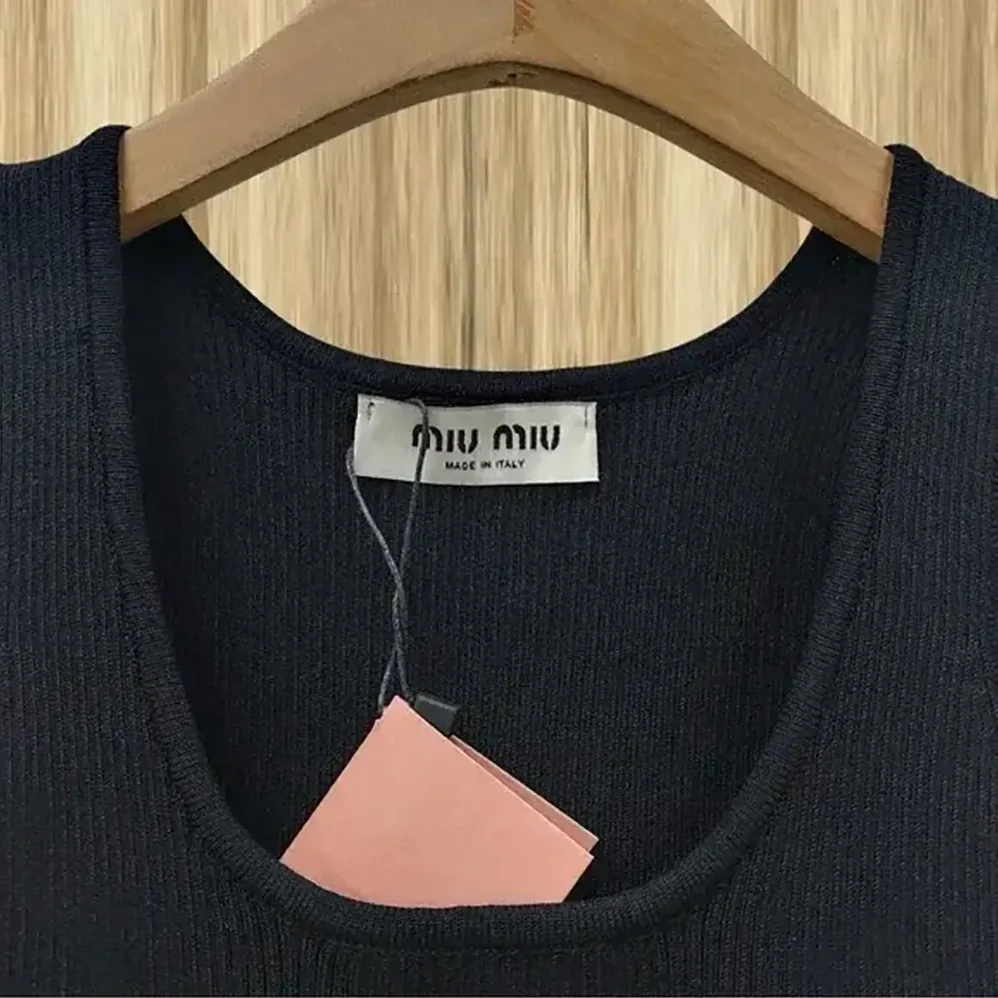 Miu Miu Viscose Top with Intarsia Logo Completes for Women in Black Miu Miu Viscose Top with Intarsia Logo Completes for Women in Black