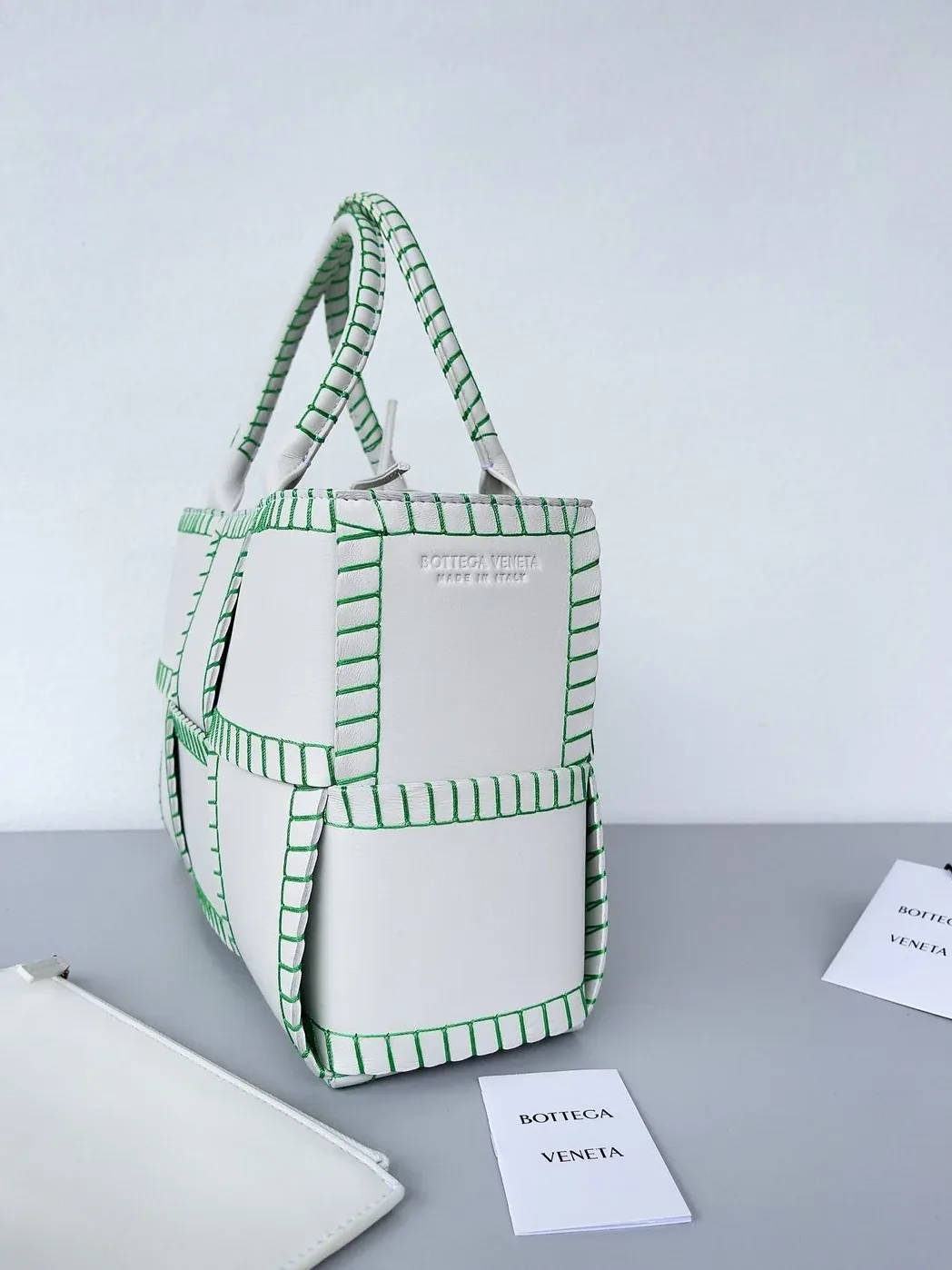 Bottega Veneta Small Arco Tote Bag White Bottega Veneta Small Arco Tote Bag White