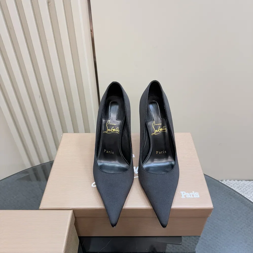 Christian Louboutin Belle Pump 100 mm Pumps Crepe Satin for Women in Black