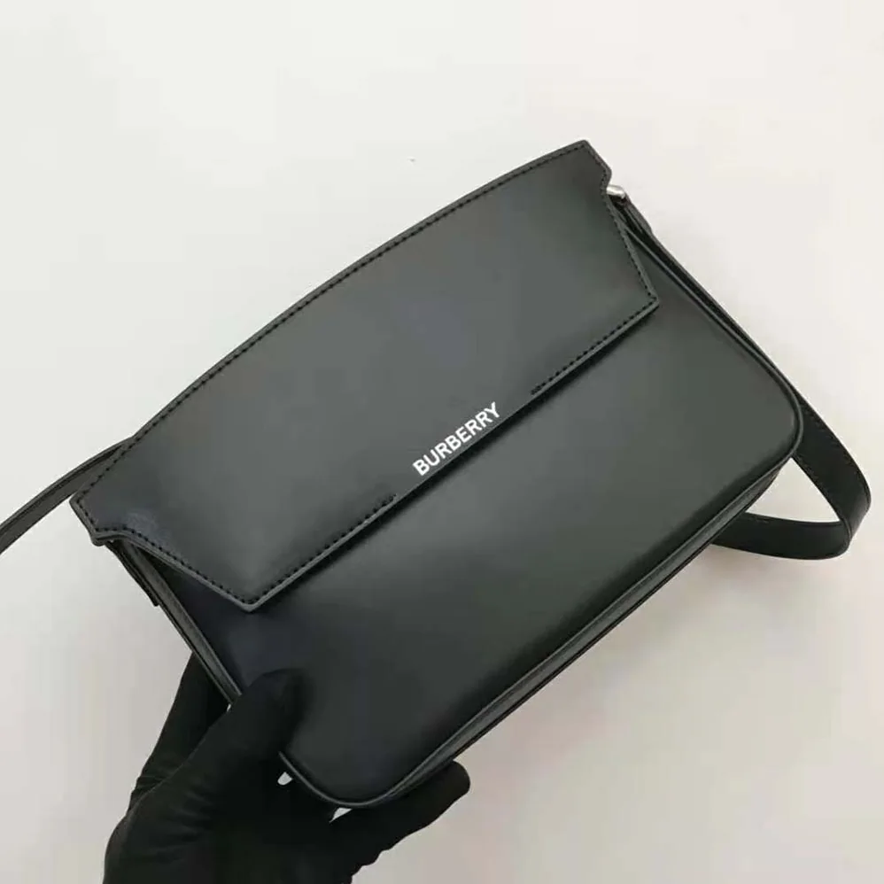 Burberry Leather Catherine Shoulder Bag for Women in Black Burberry Leather Catherine Shoulder Bag for Women in Black