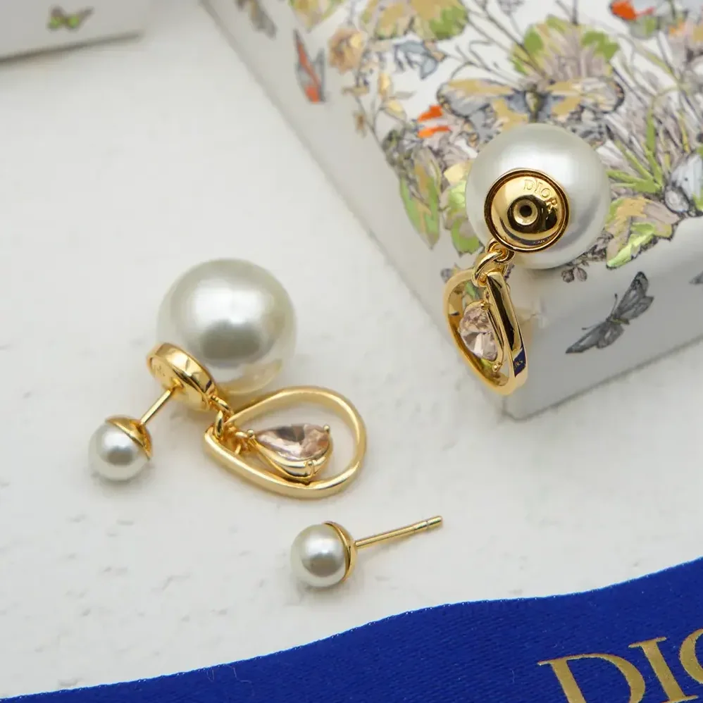 Dior Tribales Earrings Gold-Finish Metal with White Resin Pearls and Champagne Crystals for Women Dior Tribales Earrings Gold-Finish Metal with White Resin Pearls and Champagne Crystals for Women