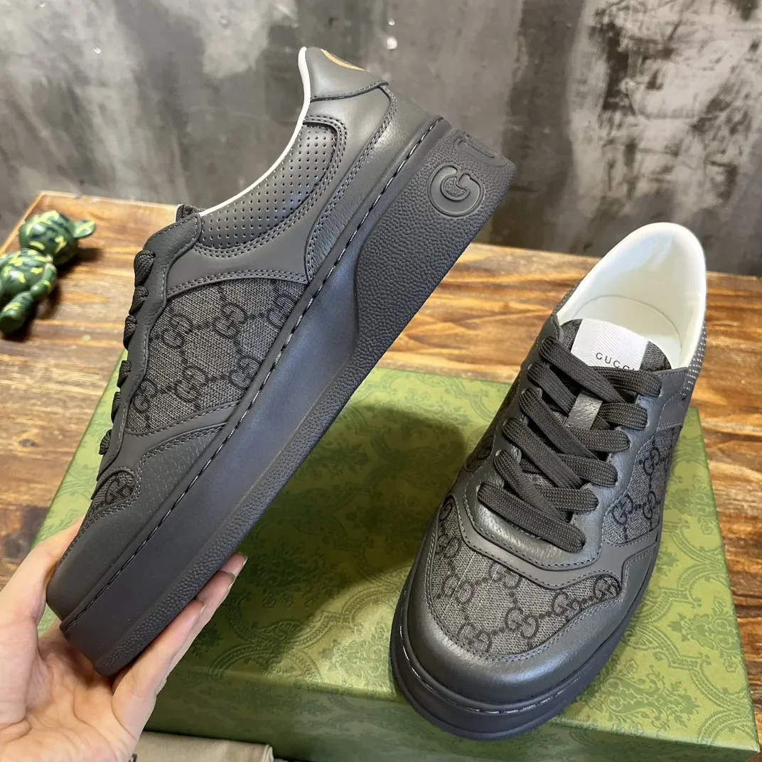 Gucci Screener GG Sneaker Dark Grey Gucci Screener GG Sneaker Dark Grey