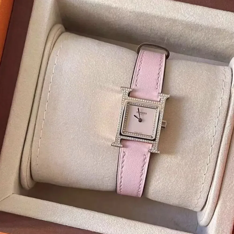 Hermes Heure H Watch Mini Model 21 mm for Women in Pink Hermes Heure H Watch Mini Model 21 mm for Women in Pink