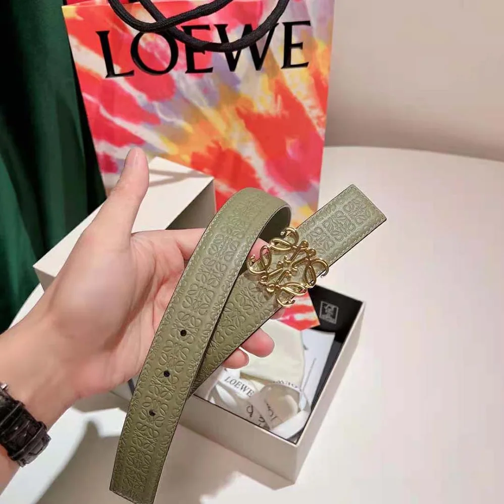 Loewe Anagram Belt in Silk Calfskin for Women in Green