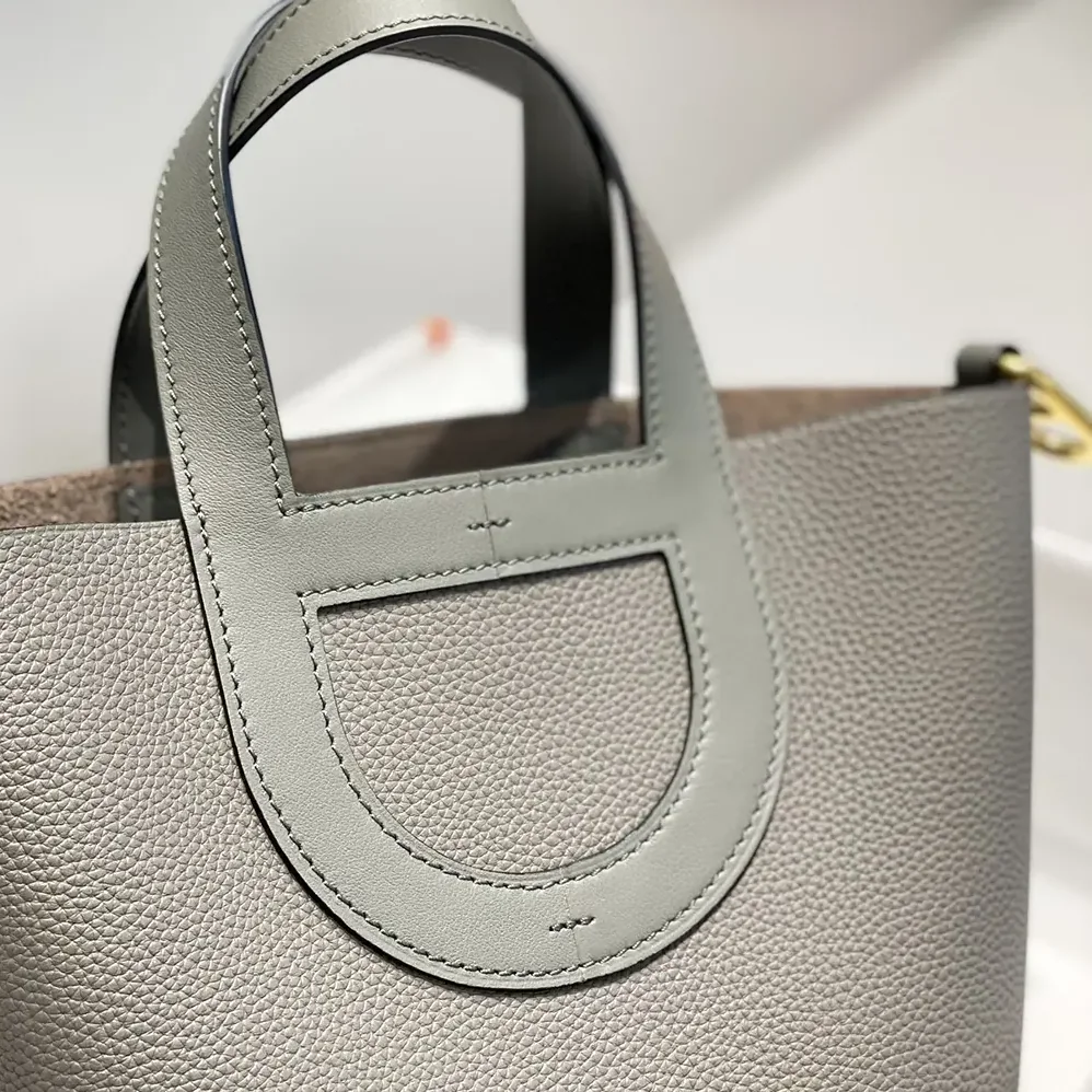 Hermes In the Loop 18 Handbag Clemence Leather for Women in Gray/Gold Hermes In the Loop 18 Handbag Clemence Leather for Women in Gray/Gold