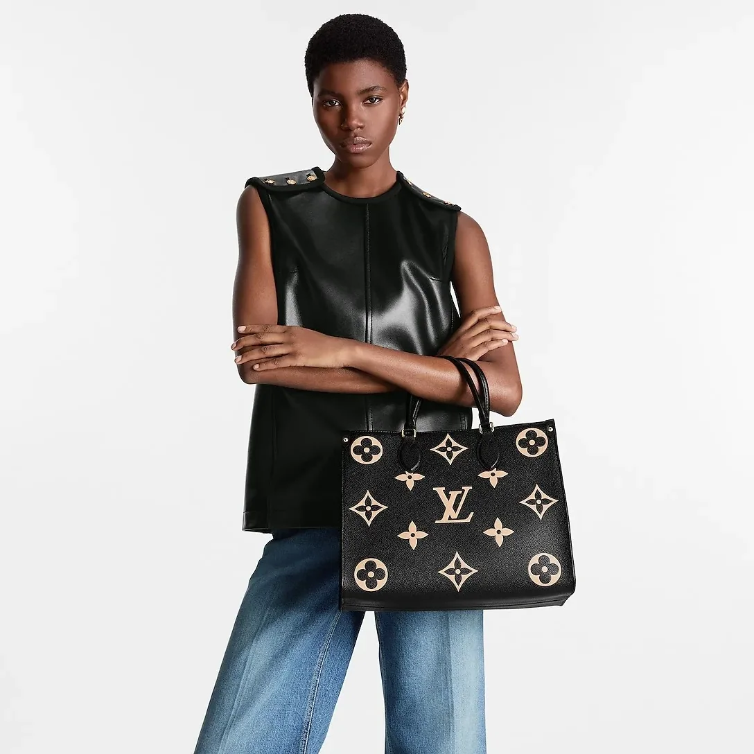 Louis Vuitton OnTheGo MM Tote Bag in Black/Beige Gold Hardware