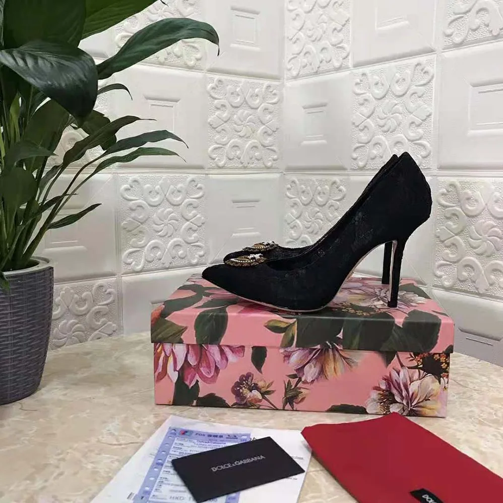 Dolce Gabbana D&G Taormina Lace Pumps with Devotion Heart for Women