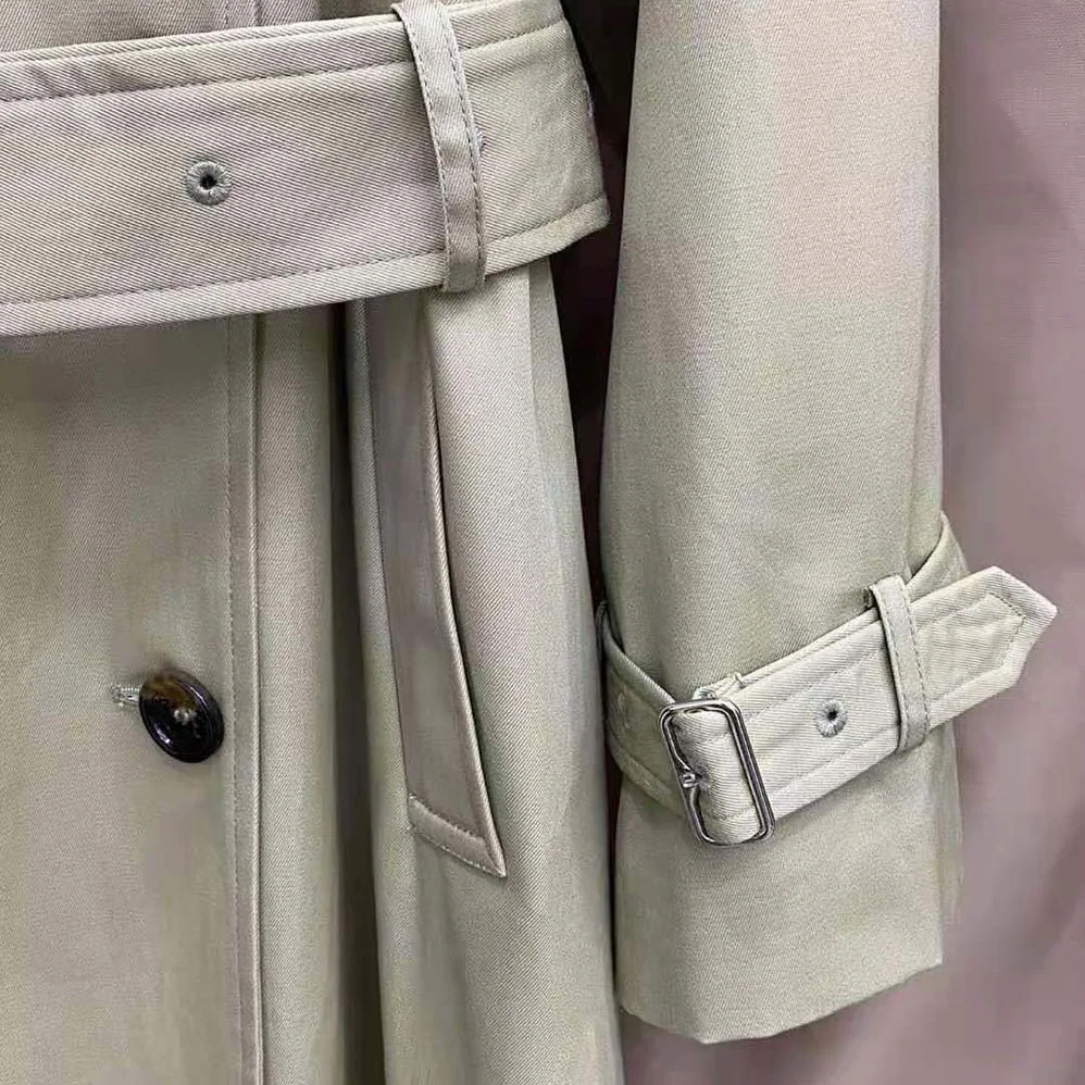 Burberry Long Castleford Trench Coat for Men in Beige Burberry Long Castleford Trench Coat for Men in Beige