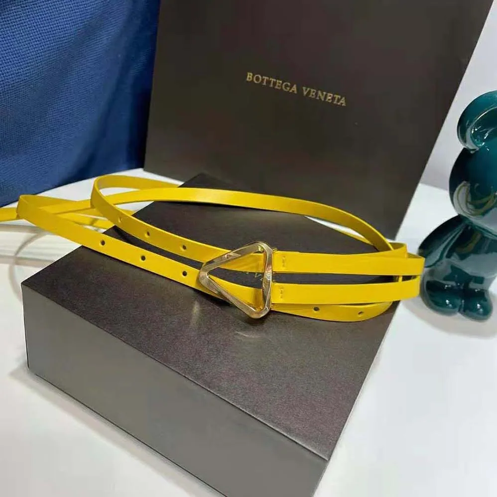 Bottega Veneta Grasp Belt Leather Double Strap for Women in Yellow Bottega Veneta Grasp Belt Leather Double Strap for Women in Yellow
