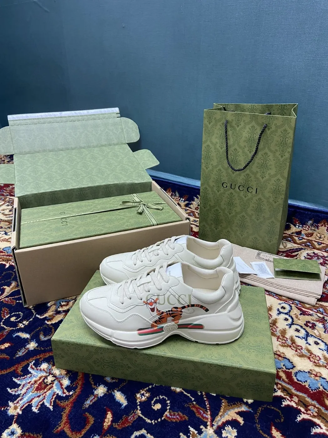 Gucci Rhyton Sneakers With Gucci Tiger White Ivory for Men