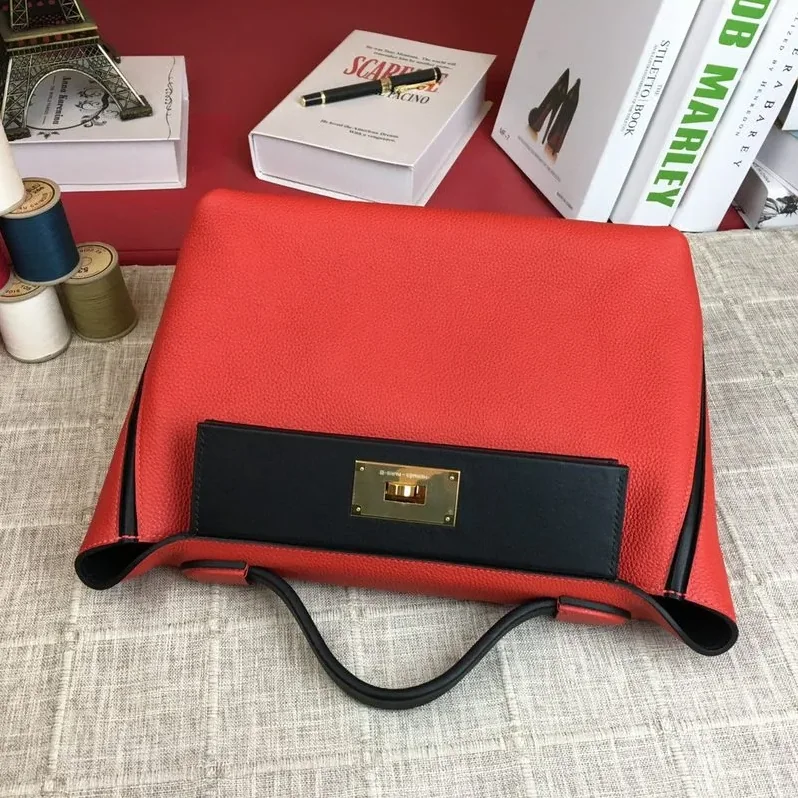Hermes Clemence Swift Red Gold Toned Hardware Hermes Clemence Swift Red Gold Toned Hardware
