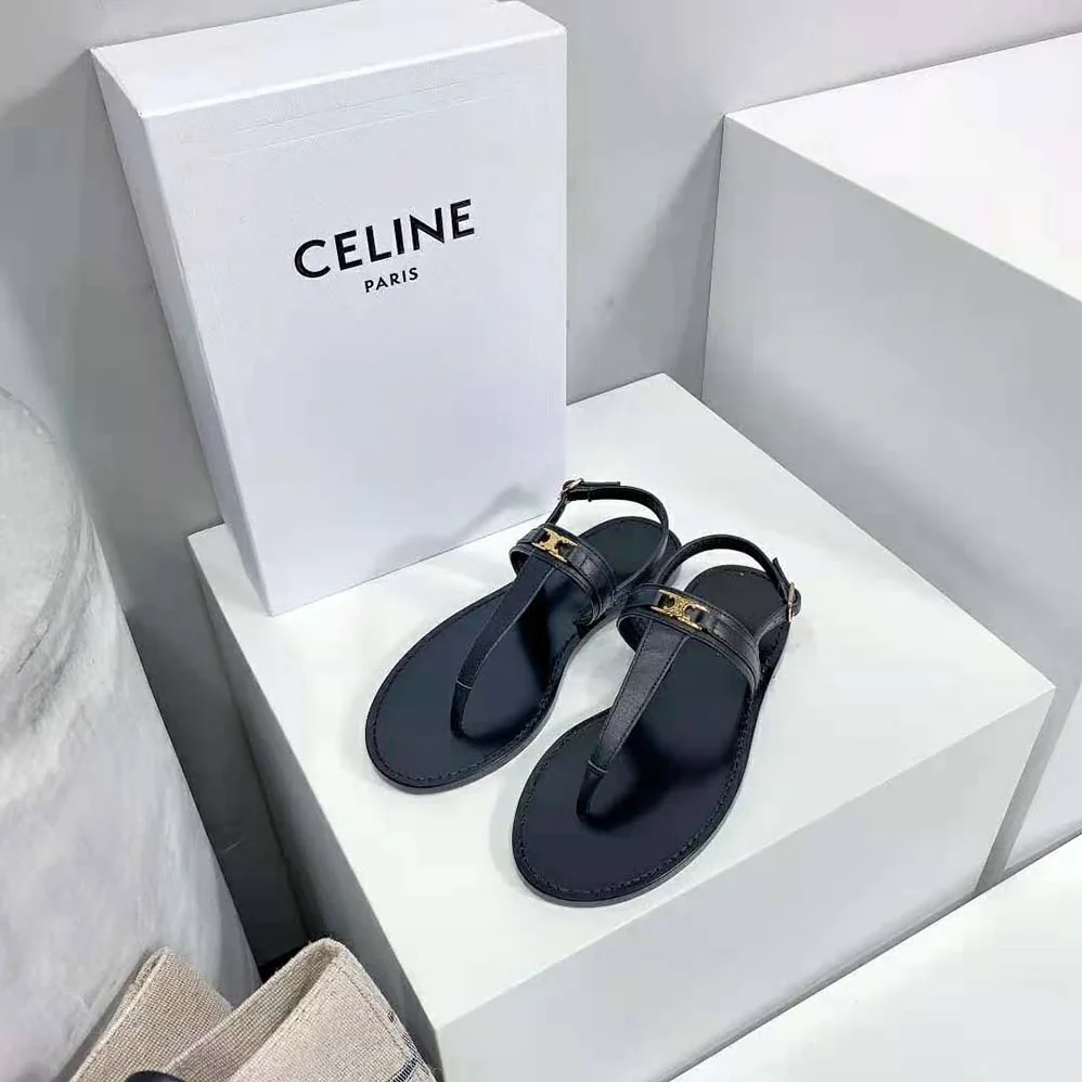 Celine Triomphe Thong in Calfskin for Women in Black Celine Triomphe Thong in Calfskin for Women in Black
