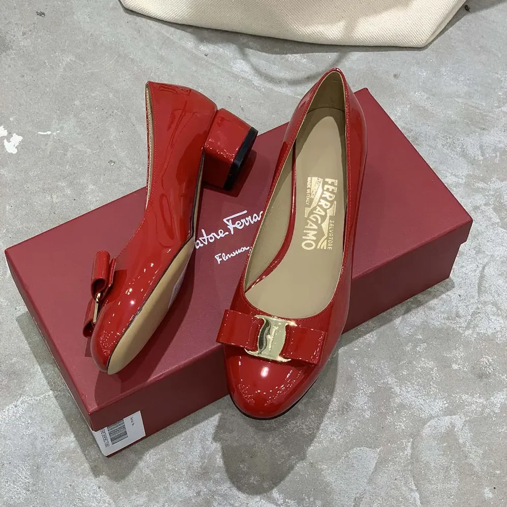 Salvatore Ferragamo Vara Pump for Women in Red