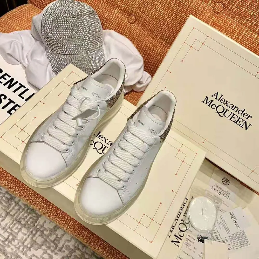 Alexander Mcqueen White Smooth Calf Leather Oversized Sneaker for Women Alexander Mcqueen White Smooth Calf Leather Oversized Sneaker for Women