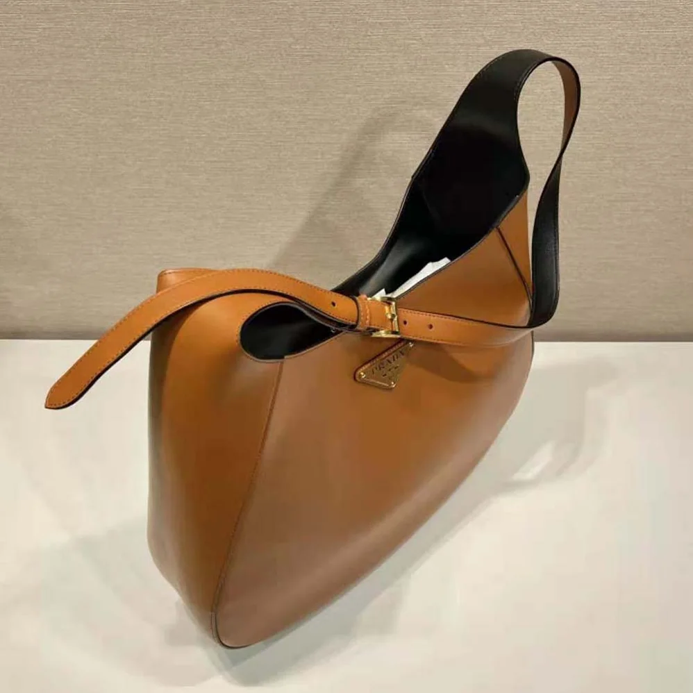 Prada Large Leather Shoulder Bag with Topstitching for Women in Brown Prada Large Leather Shoulder Bag with Topstitching for Women in Brown