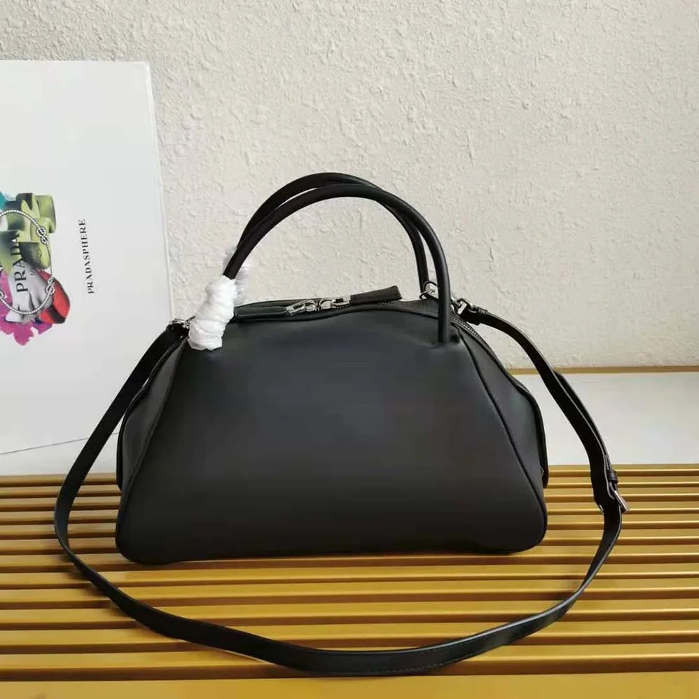 Prada Medium leather Prada Supernova Handbag for Women in Black Prada Medium leather Prada Supernova Handbag for Women in Black
