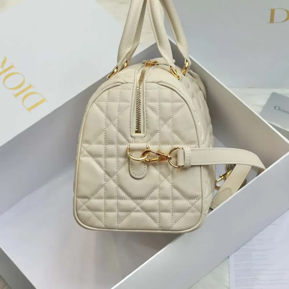 Dior Groove 25 Bag Dusty Ivory Macrocannage Calfskin for Women
