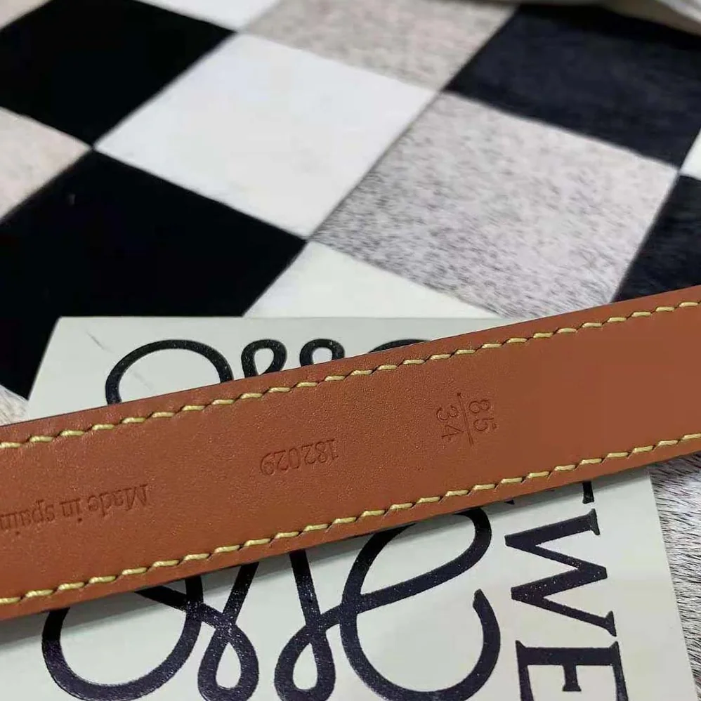 Loewe Amazona Padlock Belt in Smooth Calfskin for Women in Black Loewe Amazona Padlock Belt in Smooth Calfskin for Women in Black