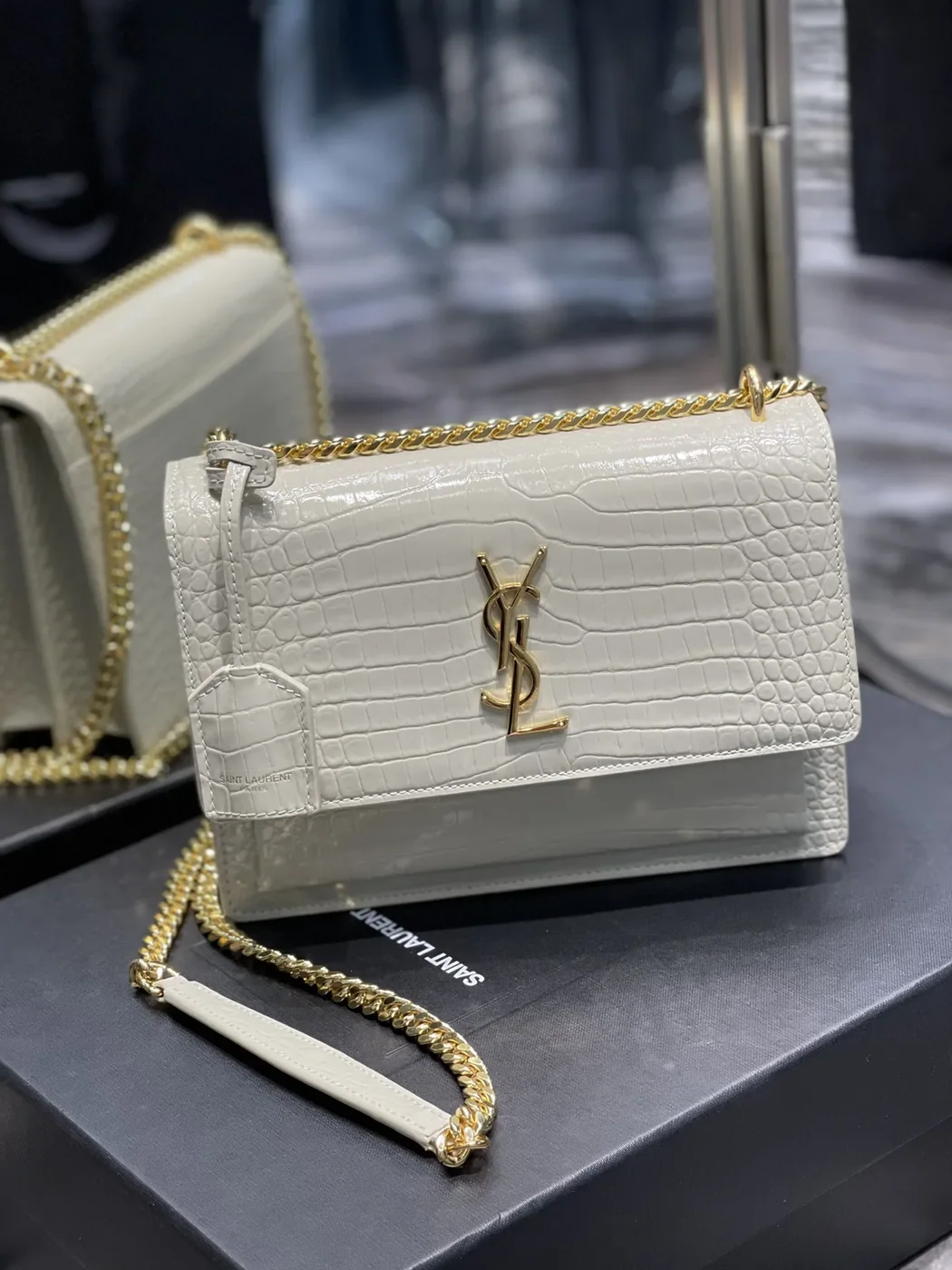 Saint Laurent Sunset Medium Chain Bag in White YSL Saint Laurent Sunset Medium Chain Bag in White YSL