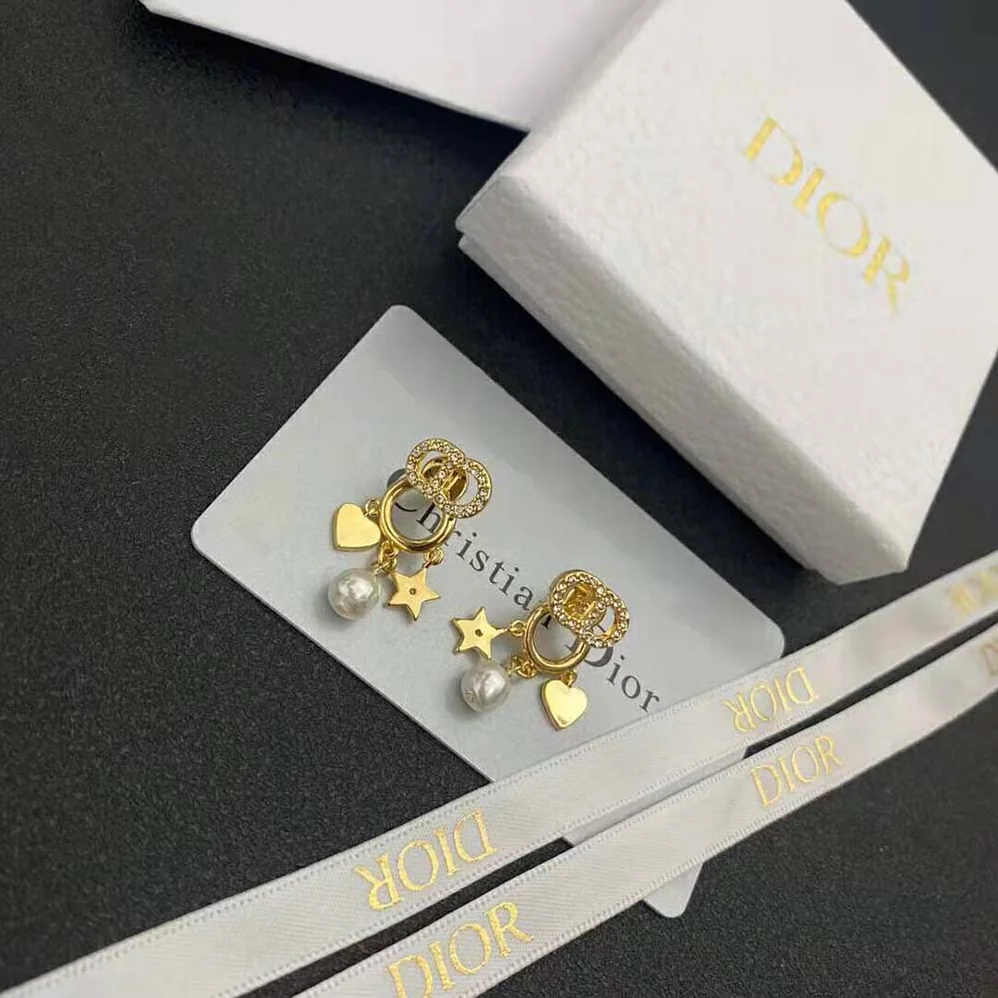 Dior Clair D Lune Earrings Gold for Women in Finish Metal Dior Clair D Lune Earrings Gold for Women in Finish Metal