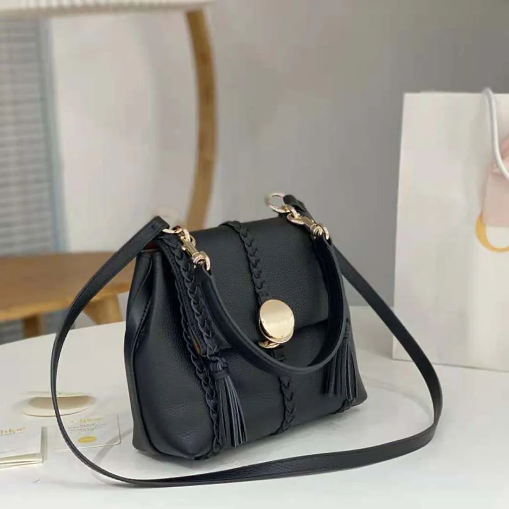 Chloe Penelope Small Soft Shoulder Bag for Women in Black Chloe Penelope Small Soft Shoulder Bag for Women in Black