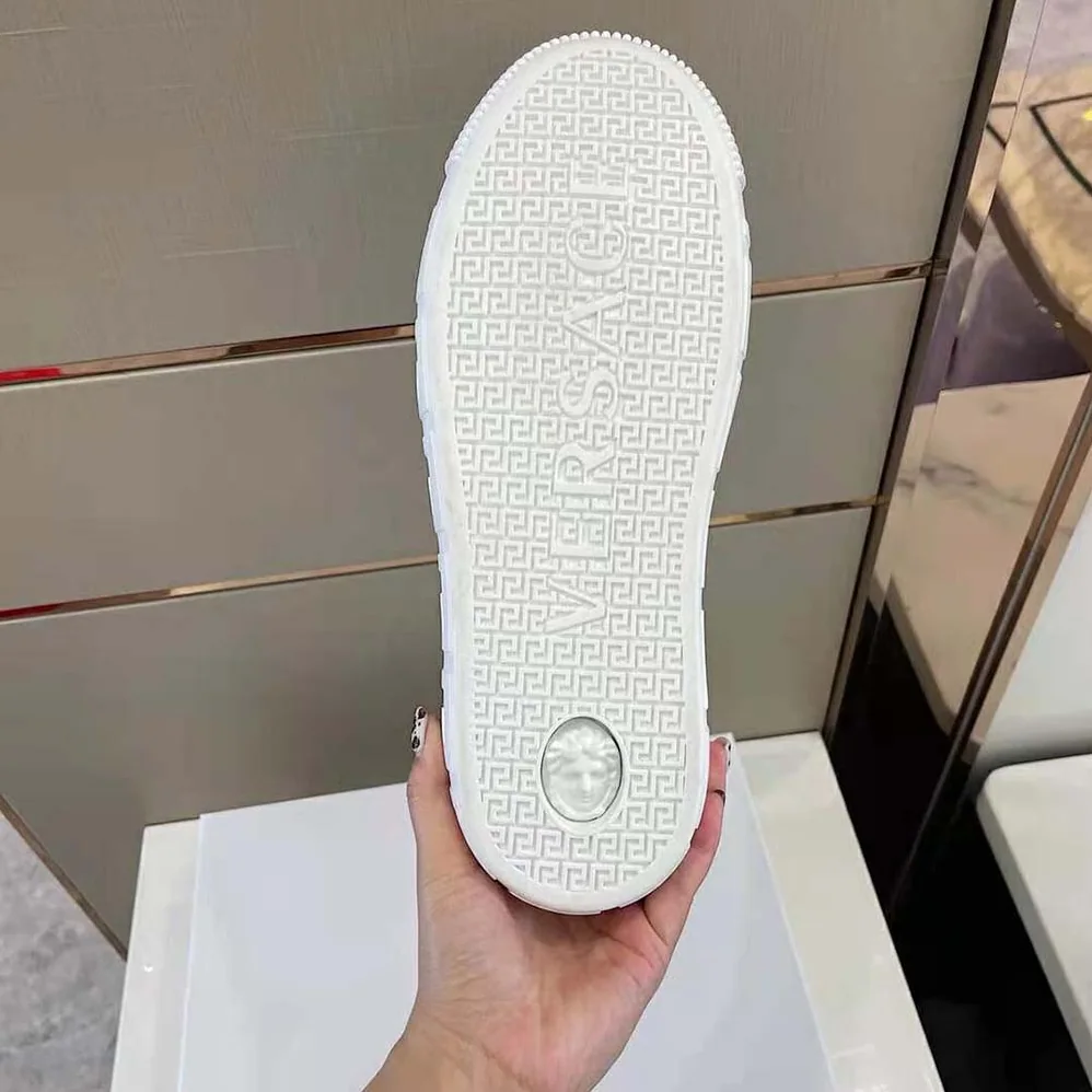 Versace Shoes Greca Logo Sneakers for Unisex in White Versace Shoes Greca Logo Sneakers for Unisex in White
