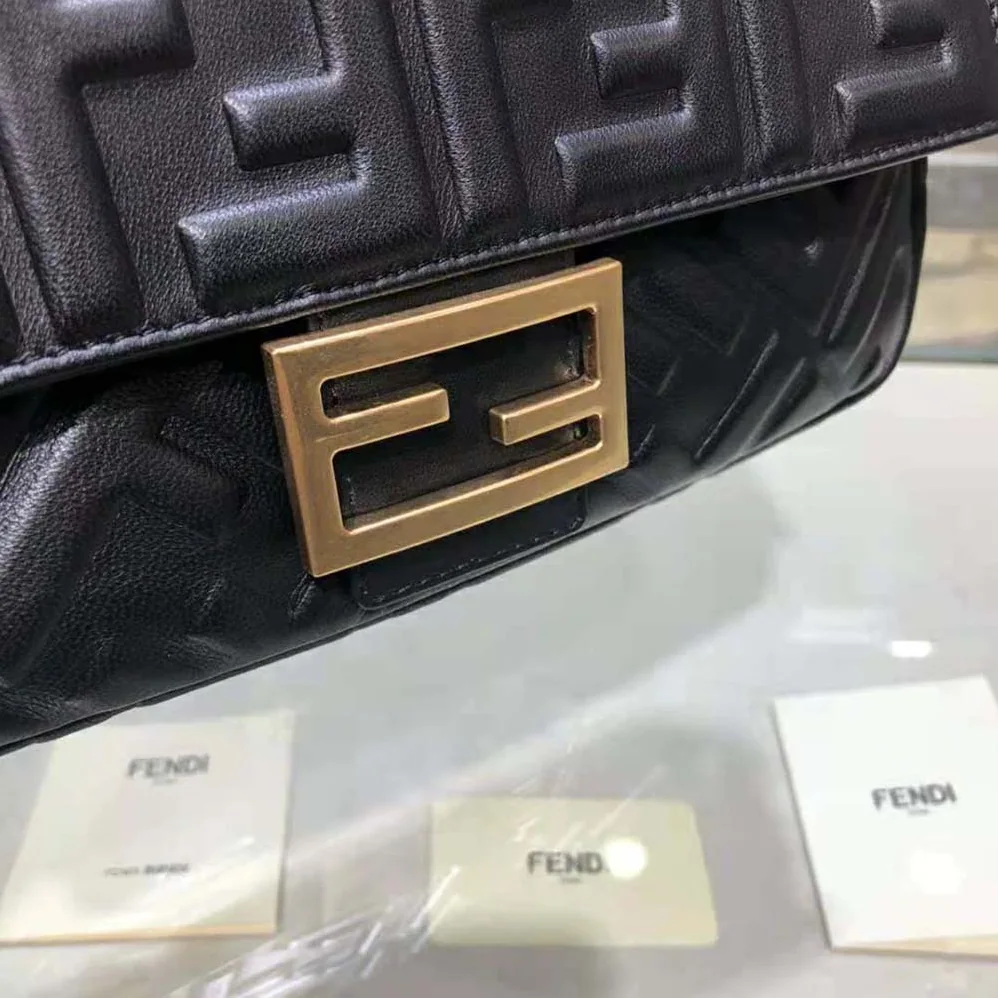 Fendi Iconic Medium Baguette Black Leather Bag for Women Fendi Iconic Medium Baguette Black Leather Bag for Women