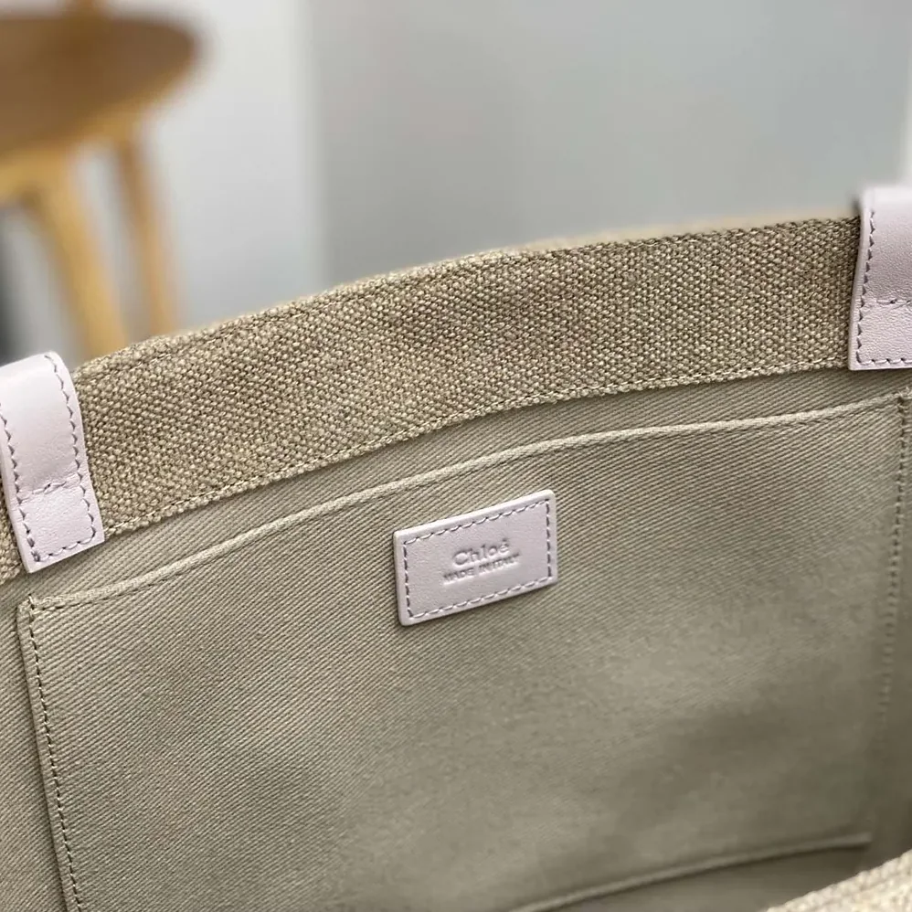 Chloe Woody Tote Bag in Linen for Women in Pink Chloe Woody Tote Bag in Linen for Women in Pink