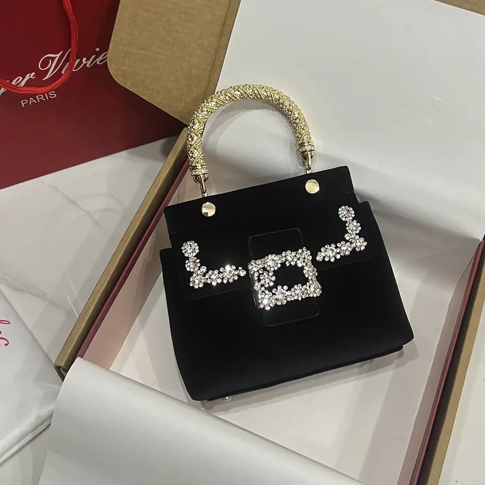 Roger Vivier Cabas Jewel Efflorescence Mini Bag in Velvet for Women in Black Roger Vivier Cabas Jewel Efflorescence Mini Bag in Velvet for Women in Black