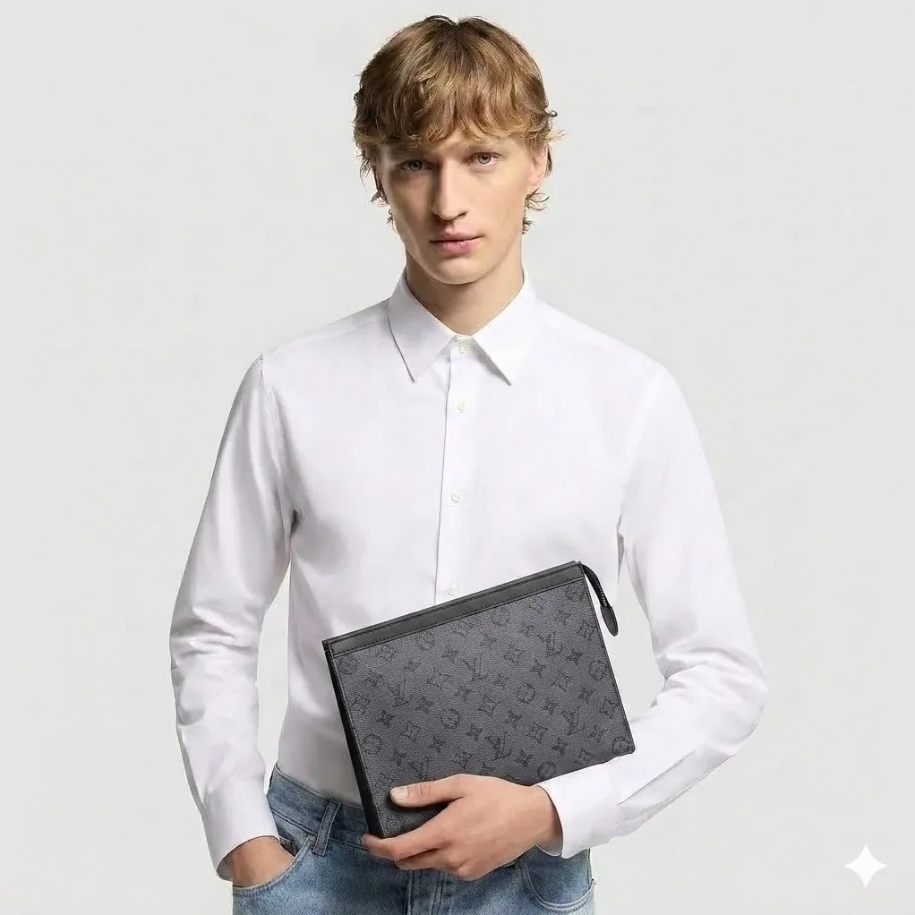 Louis Vuitton Pochette Voyage MM Pouch / White Monogram Eclipse Silver Hardware Louis Vuitton Pochette Voyage MM Pouch / White Monogram Eclipse Silver Hardware