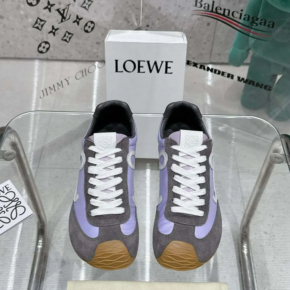 Loewe Ballet Runner 2.0 in Nylon and Calfskin for Unisex in Grey Loewe Ballet Runner 2.0 in Nylon and Calfskin for Unisex in Grey