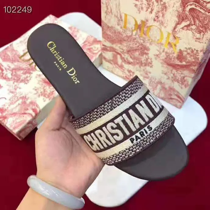 Dior Dway Embroidered Cotton Mule for Women in Maroon Dior Dway Embroidered Cotton Mule for Women in Maroon