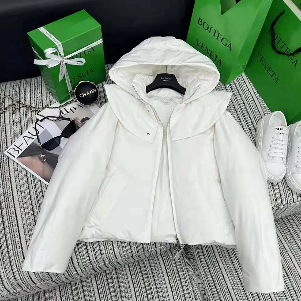 Bottega Veneta Frosted Poplin Puffer Jacket for Women in White