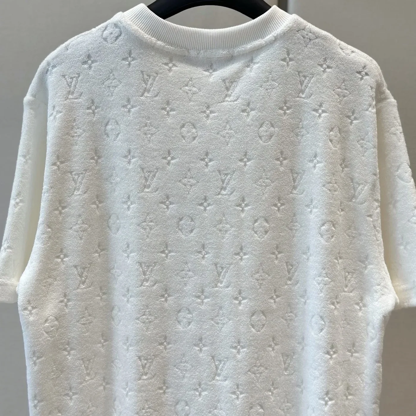 Louis Vuitton Monogram Toweling Effect T in Shirt White Louis Vuitton Monogram Toweling Effect T in Shirt White