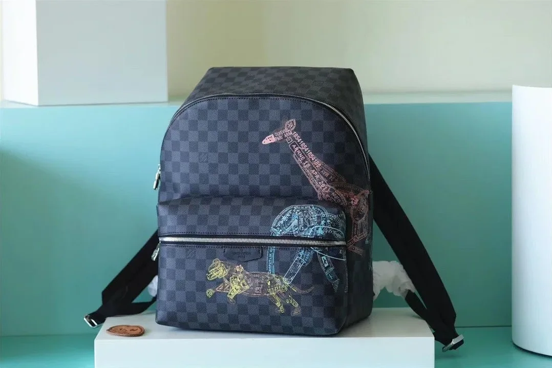 Louis Vuitton Discovery Backpack Damier Graphite Canvas Louis Vuitton Discovery Backpack Damier Graphite Canvas