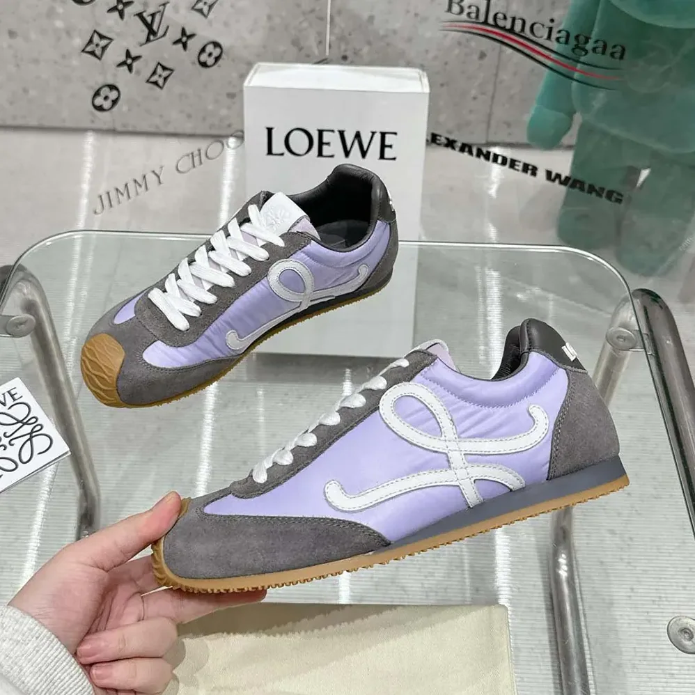 Loewe Ballet Runner 2.0 in Nylon and Calfskin for Unisex in Grey Loewe Ballet Runner 2.0 in Nylon and Calfskin for Unisex in Grey