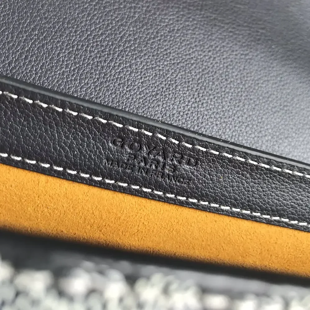 Goyard 233 Bag for Unisex in Grey