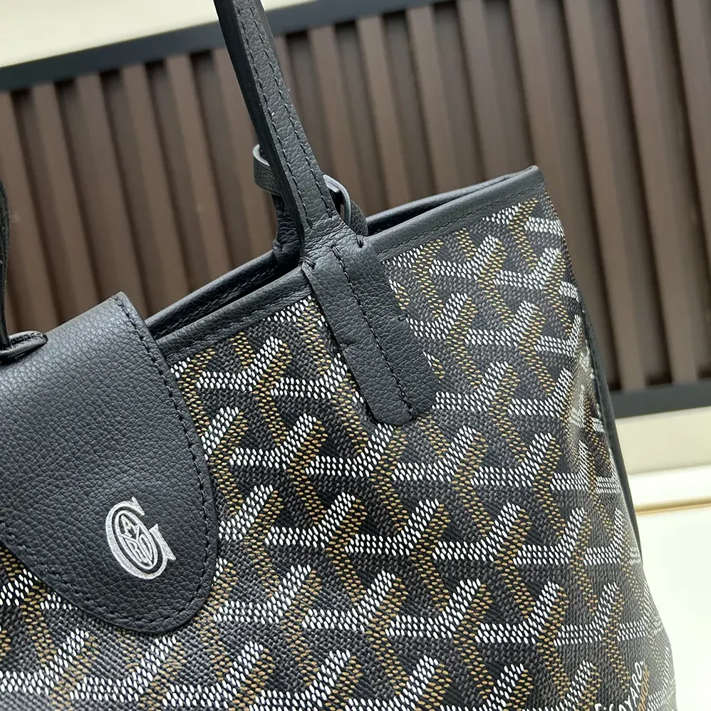 Goyard Anjou Mini Bag for Unisex in Black