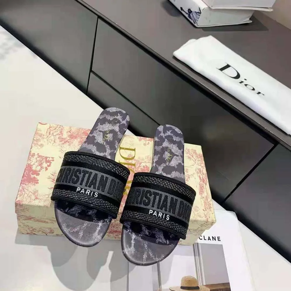 Dior Dway Slide Gray Mizza Embroidered Cotton and Metallic Thread for Women Dior Dway Slide Gray Mizza Embroidered Cotton and Metallic Thread for Women