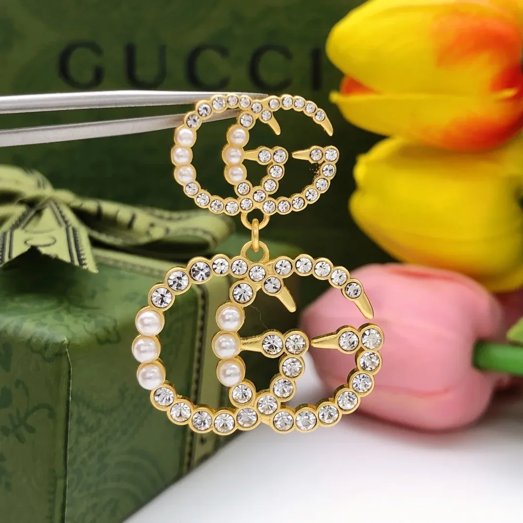 Gucci Pearl Stud Earrings Gold Gucci Pearl Stud Earrings Gold