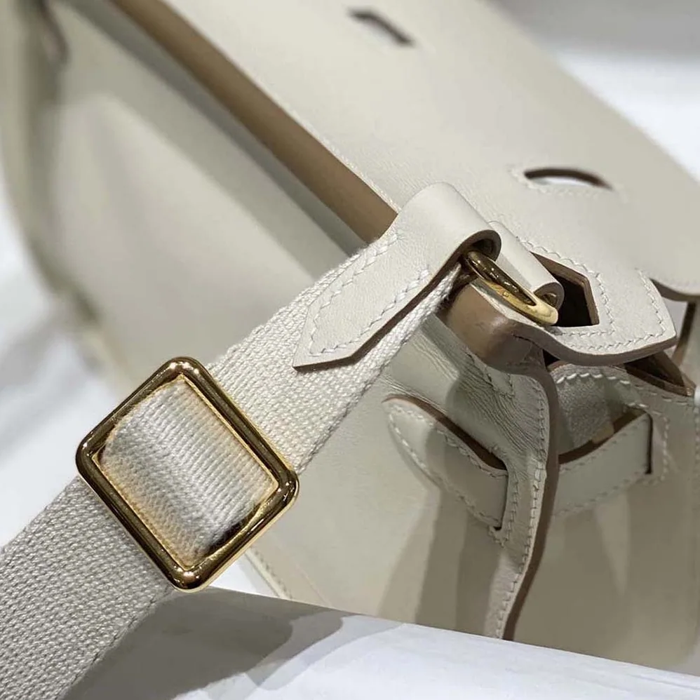 Hermes Jyspiere in Evercolor Leather for Women in White/Gold Hermes Jyspiere in Evercolor Leather for Women in White/Gold