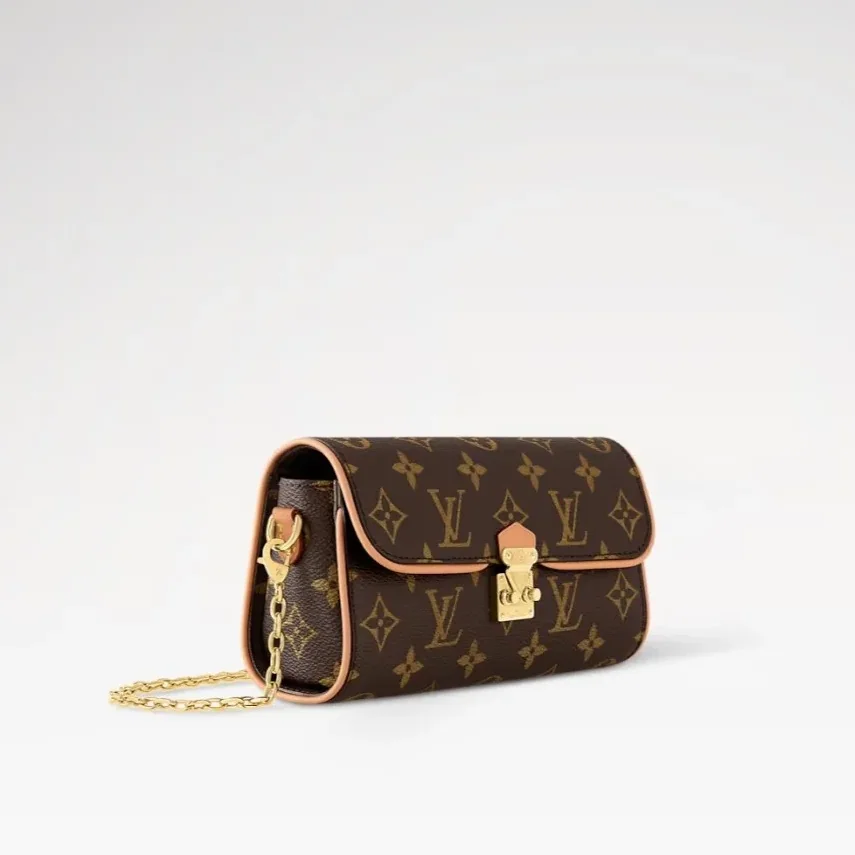 Louis Vuitton Pochette Camille Shoulder Bag / Brown Monogram Canvas Gold Hardware