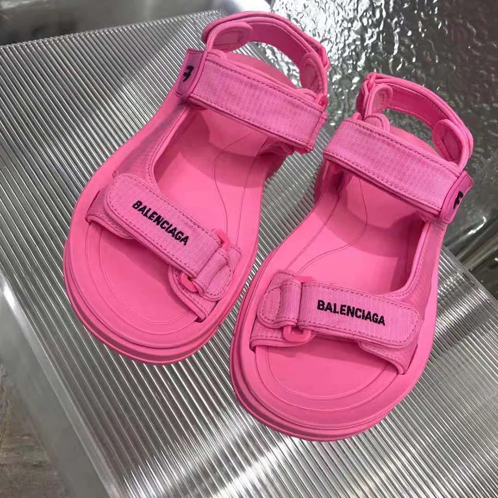Balenciaga Tourist Sandal in Neon Pink Technical Material for Unisex Balenciaga Tourist Sandal in Neon Pink Technical Material for Unisex